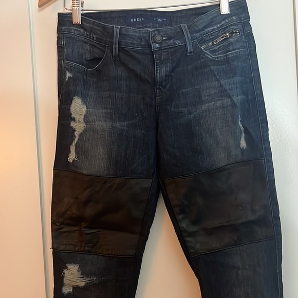 GUESS skinny moto jeans with great details! - Picture 3 of 5